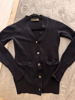 Vintage Donna Karan 100% wool cardigan